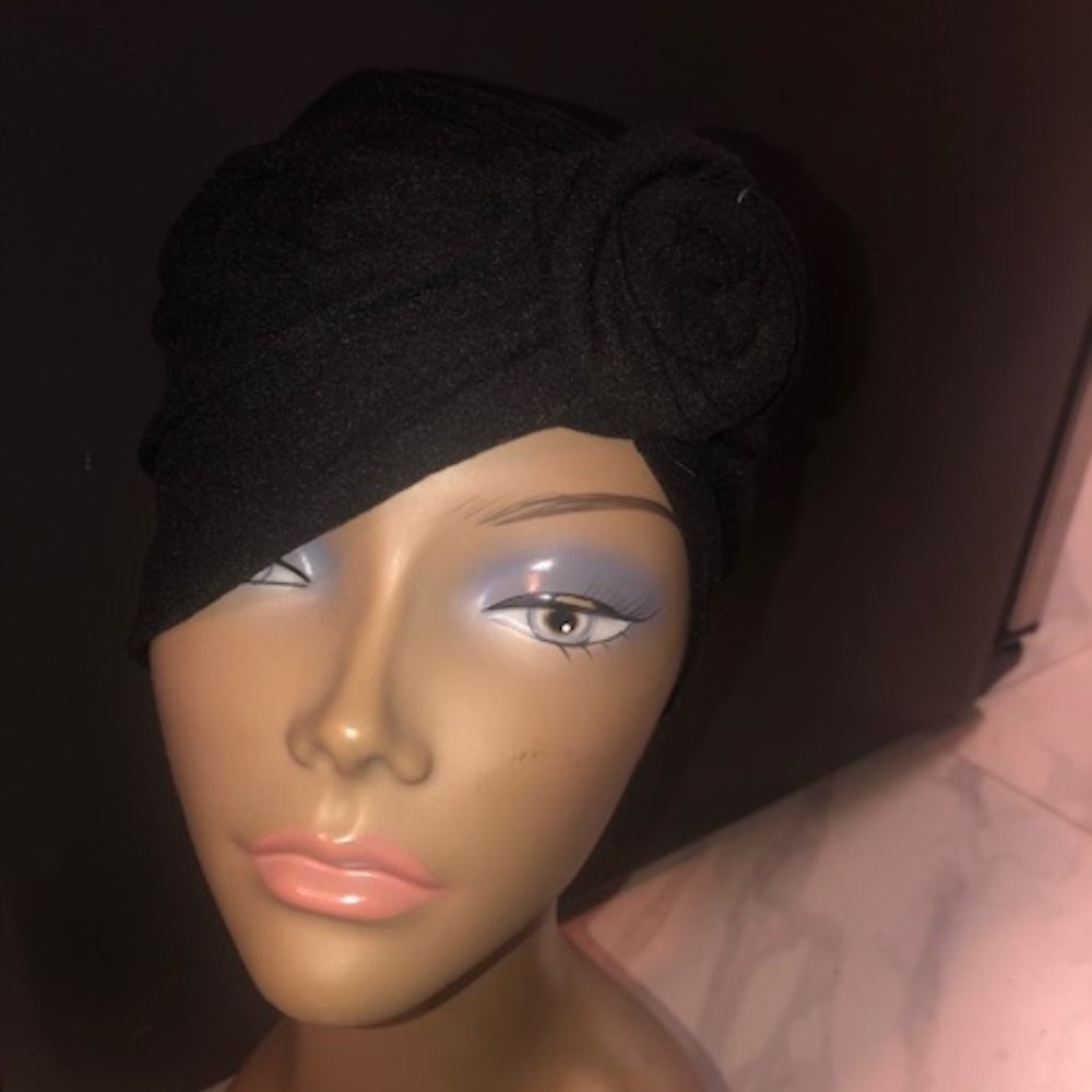 Knot Pre-Tied Bonnet Beanie Cap